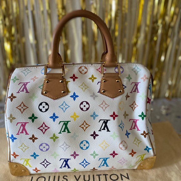 Clean Authentic purse REAL i wore it 4 times - Picture 3 of 4